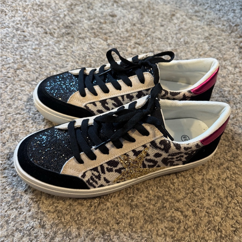 Stylish Black and Gold Women's Sneakers